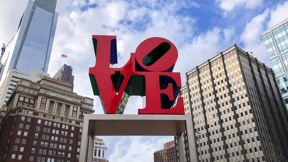 Love Statue in Philadelphia