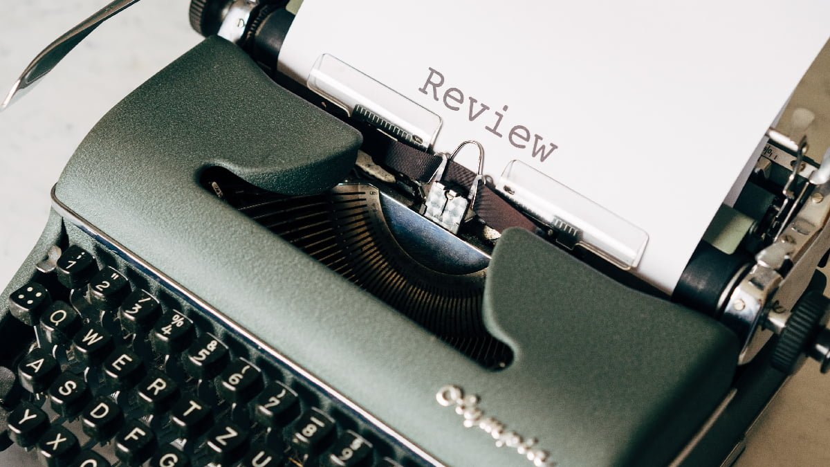 A photo of a typewriter