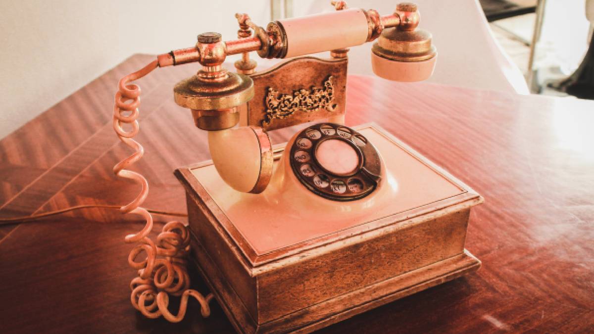 A photo of a vintage rotary dial phone