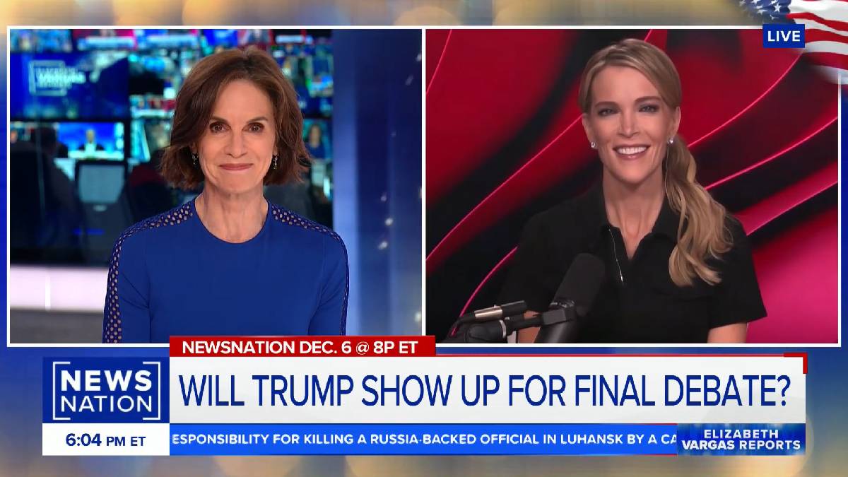 A photo of Elizabeth Vargas and Megyn Kelly