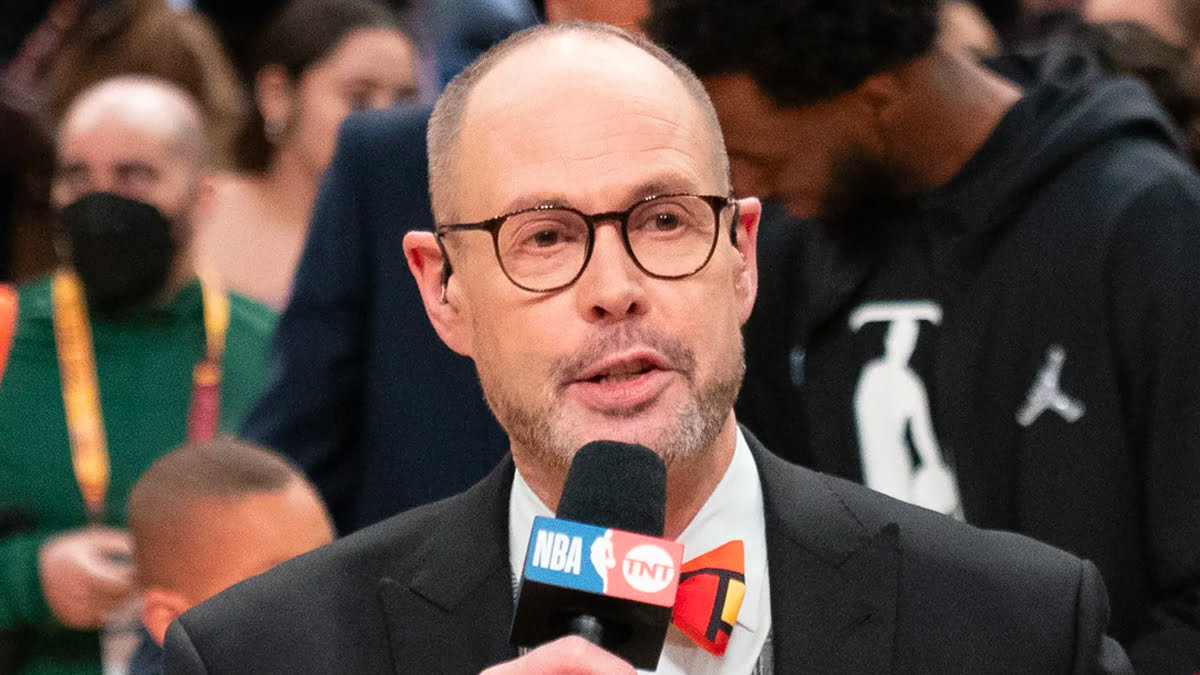 Ernie Johnson