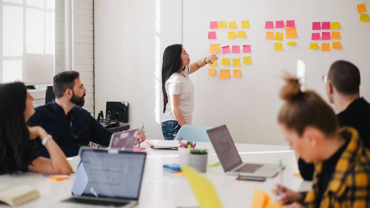 A photo of a business meeting