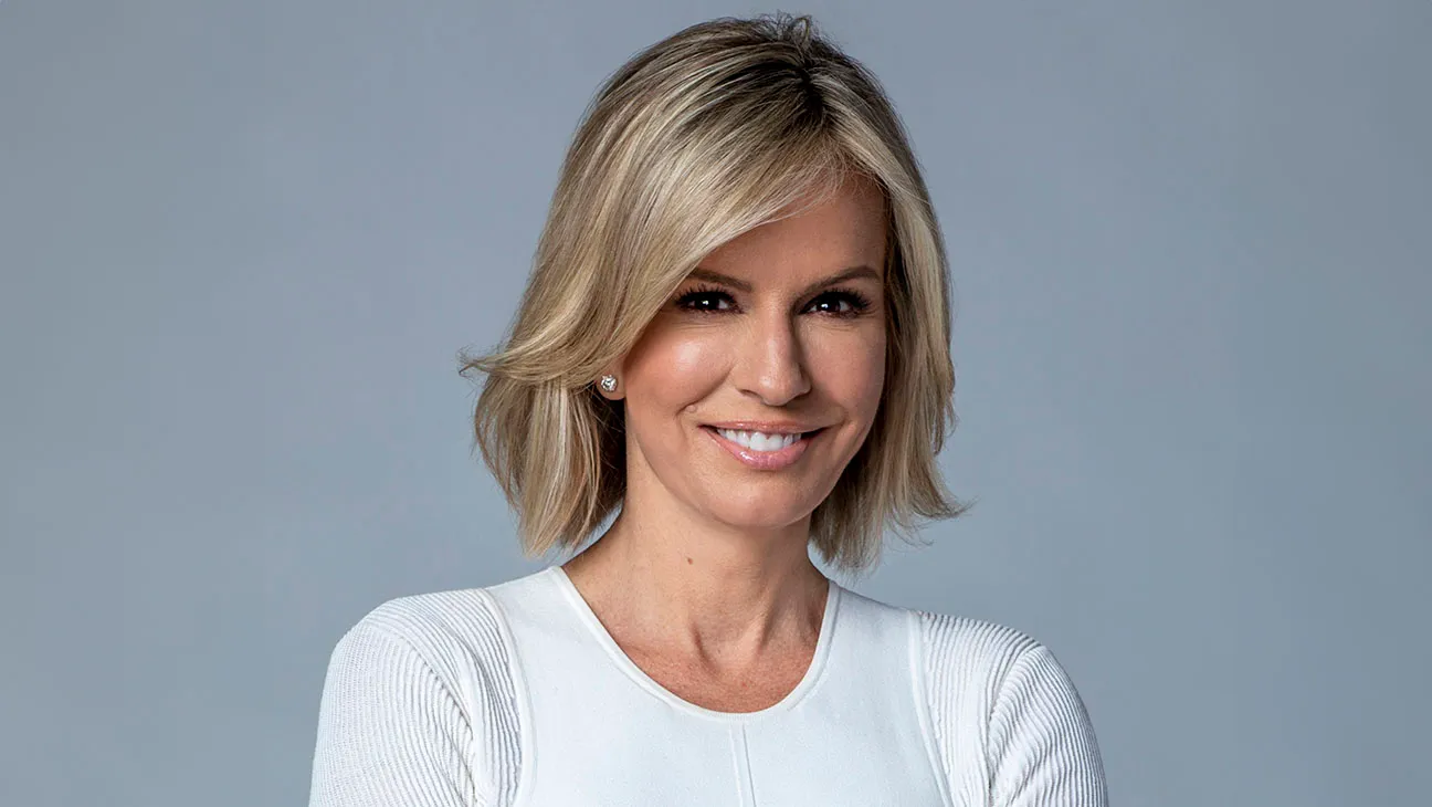 A photo of Dr. Jennifer Ashton