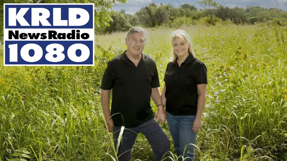 A photo of Bob and Kelli Phillips and the KRLD logo