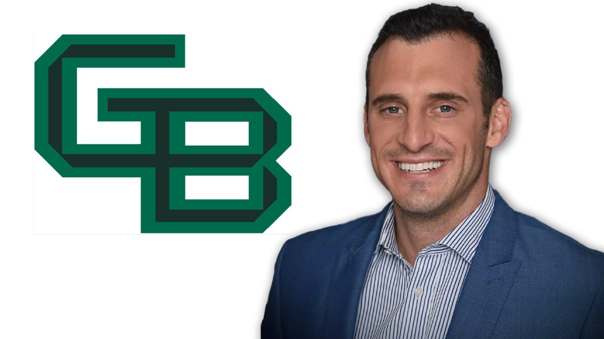 Photo of Doug Gottlieb and a logo for UW-Green Bay