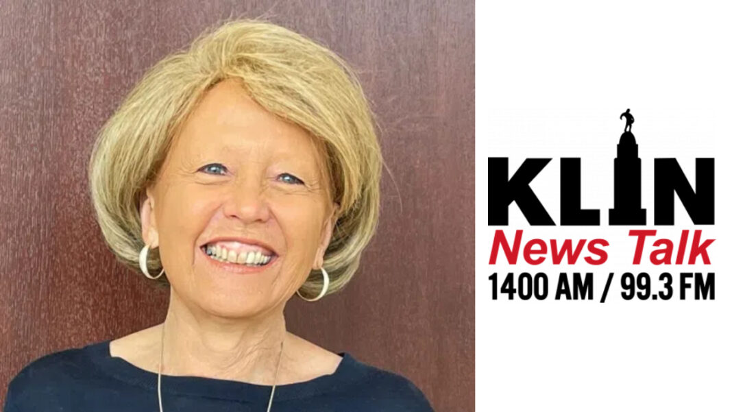 A photo of Jane Monnich and the KLIN 1400 logo