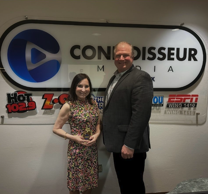 Brett Beshore (Social Media)